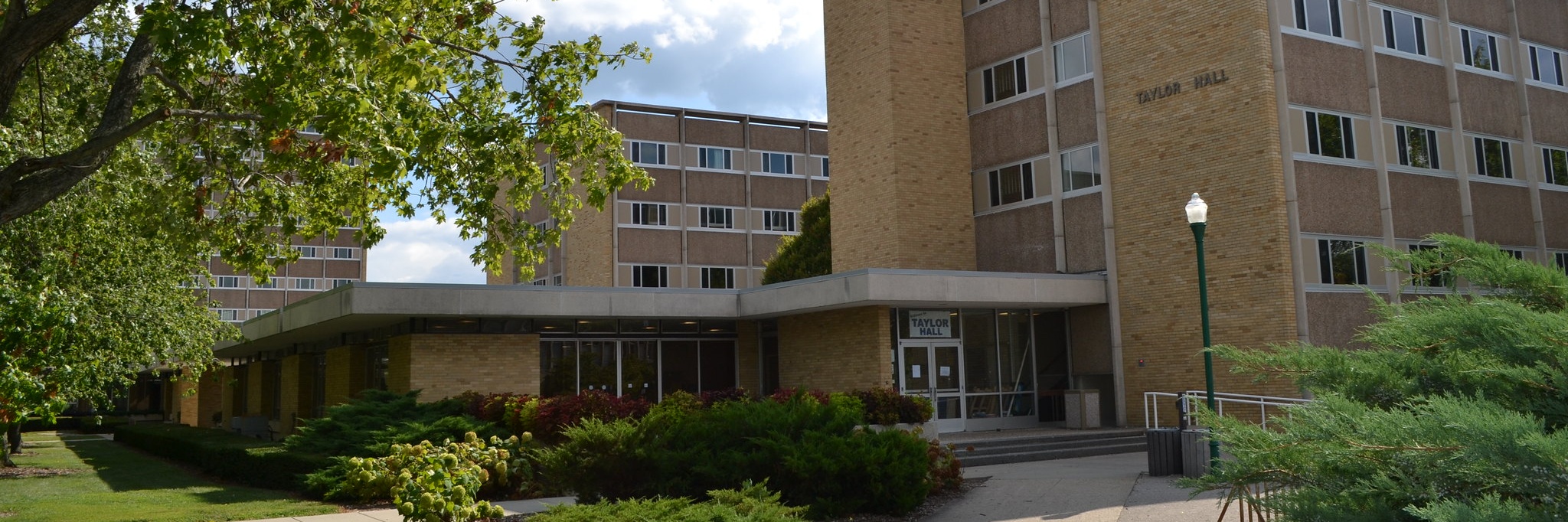 Taylor Hall EIU Housing Eastern Illinois University